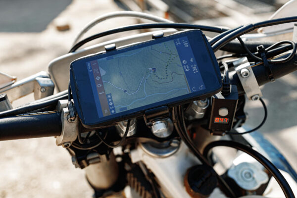 Phone Holder untuk Motor: Solusi Praktis dan Aman untuk Berkendara