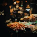 Angkringan: Kuliner Sederhana yang Jadi Tempat Favorit Nongkrong Malam Hari